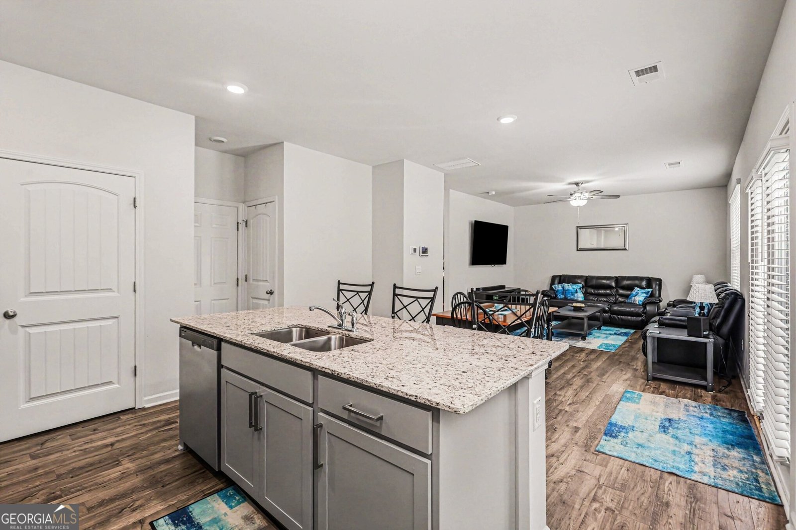 8233 Bluewater Drive Fairburn - Photo 15