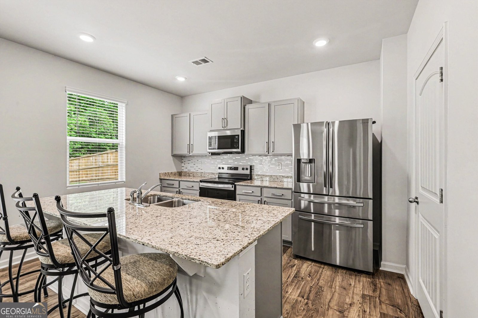8233 Bluewater Drive Fairburn - Photo 17