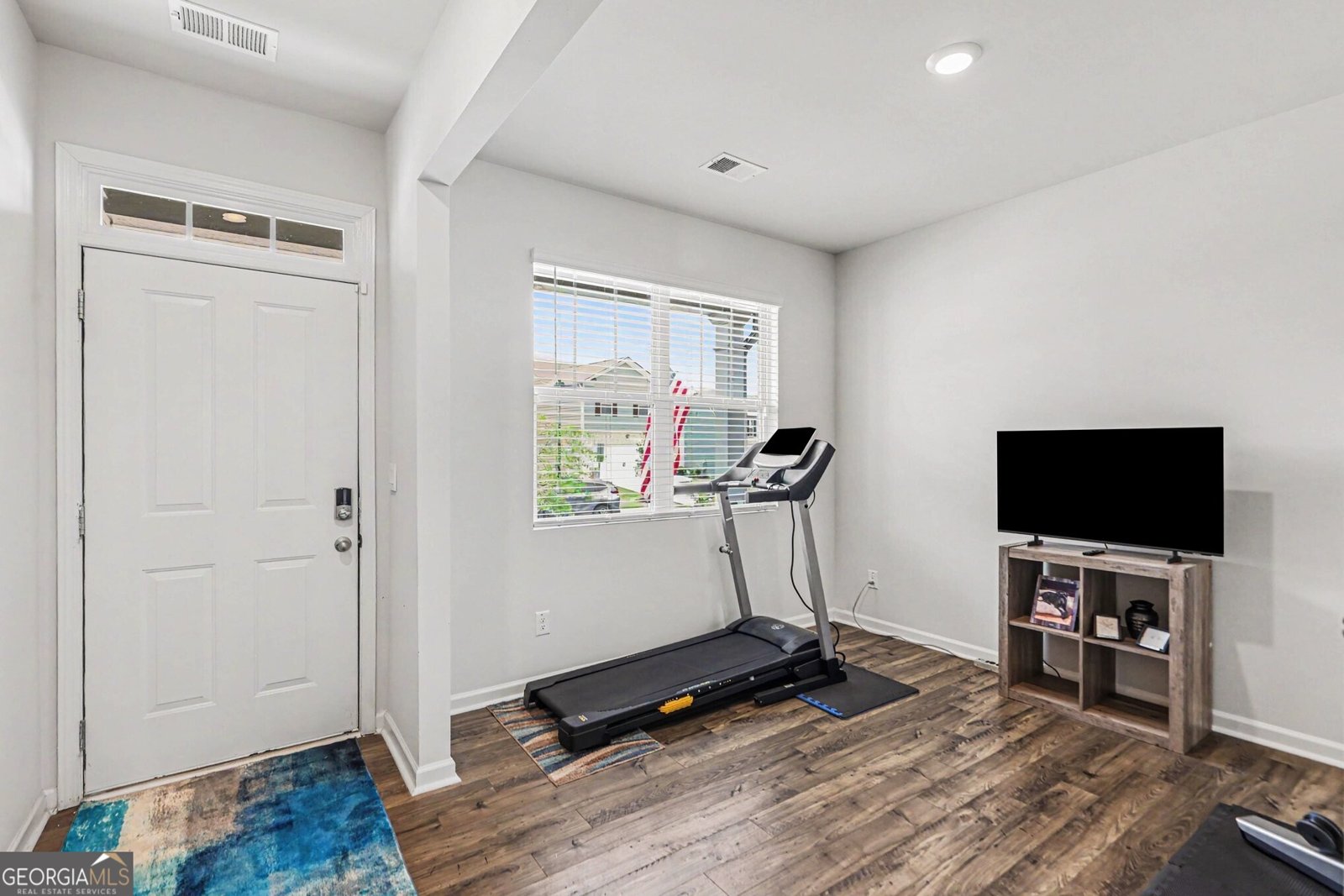 8233 Bluewater Drive Fairburn - Photo 9