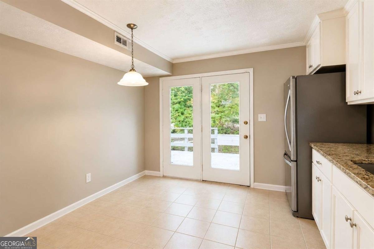 1435 Twin Branches Circle Marietta - Photo 7