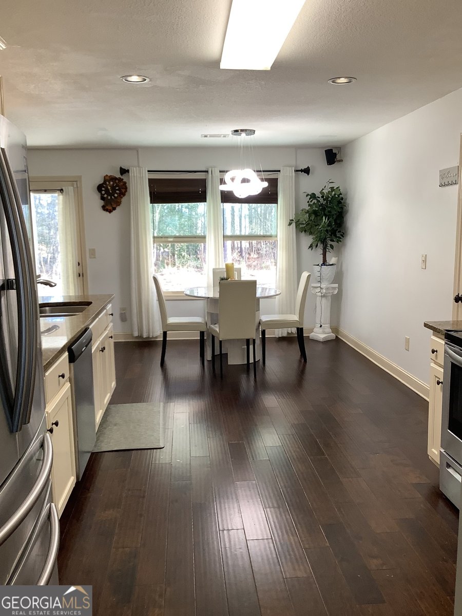 370 Emily Circle Milledgeville - Photo 8
