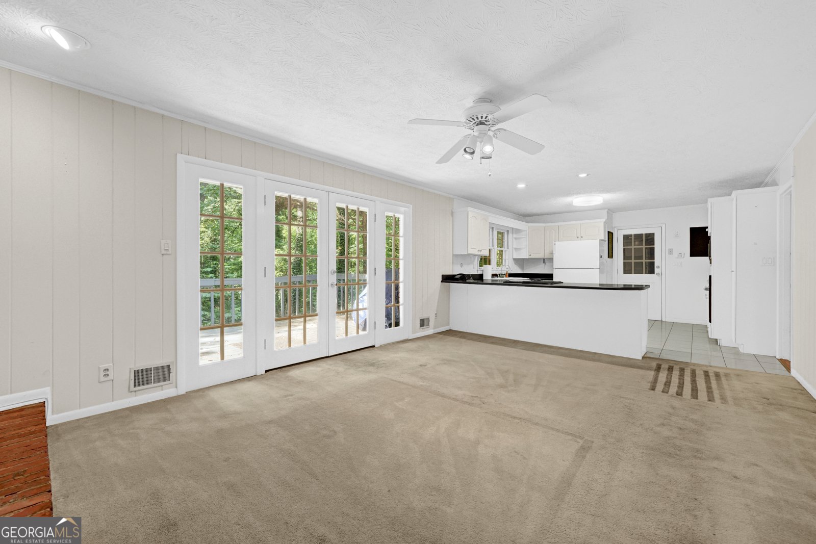 105 Stewart Drive Sandy Springs - Photo 10