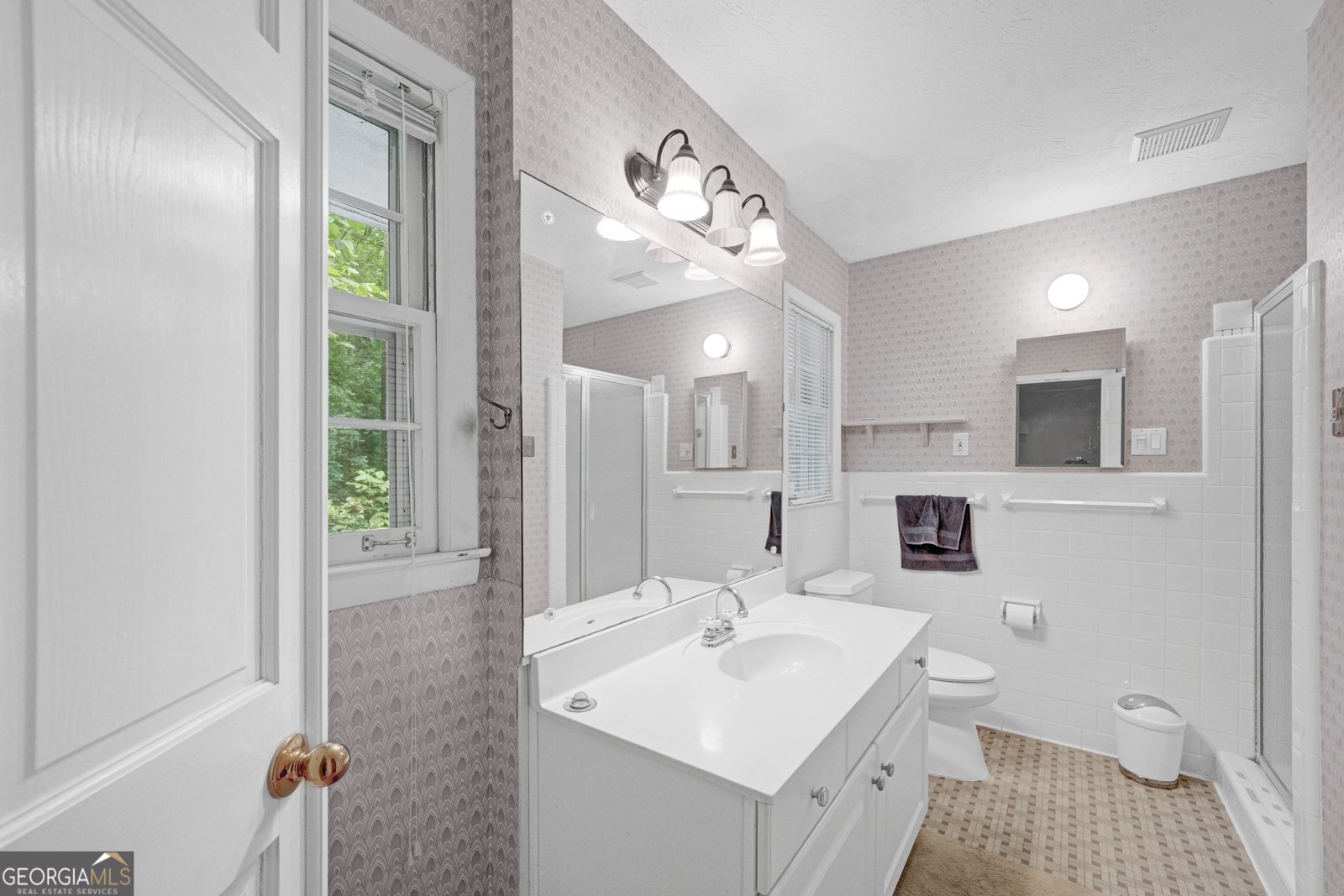 105 Stewart Drive Sandy Springs - Photo 14