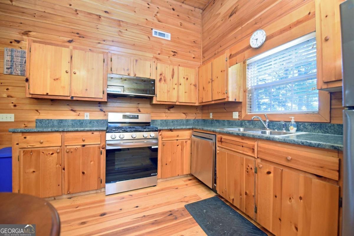 175 Bell Road Mineral Bluff - Photo 13