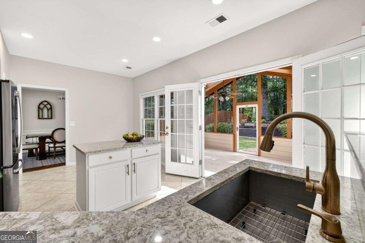 2730 Harper Woods Drive Marietta - Photo 8