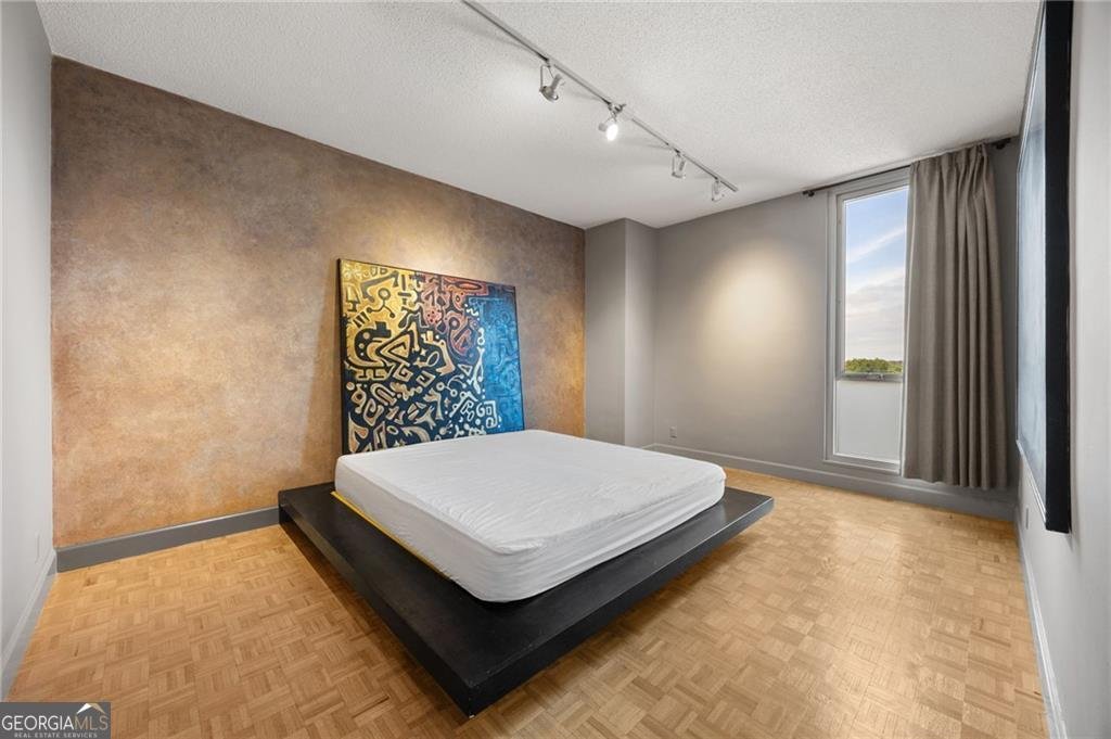 3060 Pharr Court Atlanta - Photo 19