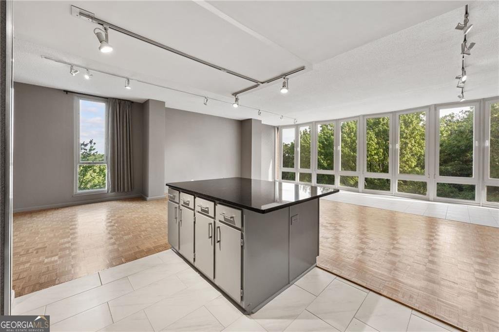 3060 Pharr Court Atlanta - Photo 6