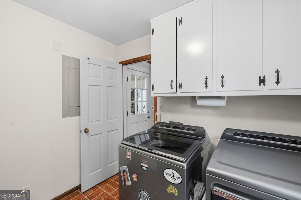 6965 Hunters Branch Drive Sandy Springs - Photo 14