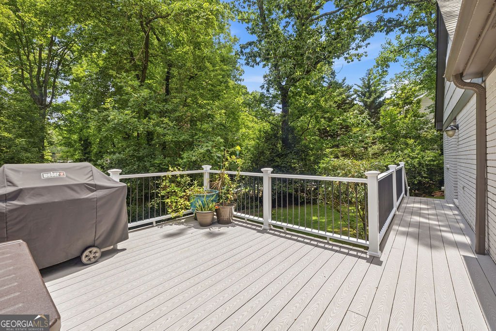 6965 Hunters Branch Drive Sandy Springs - Photo 18