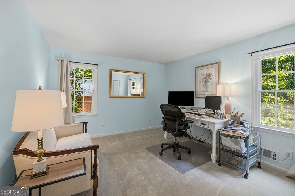 6965 Hunters Branch Drive Sandy Springs - Photo 19