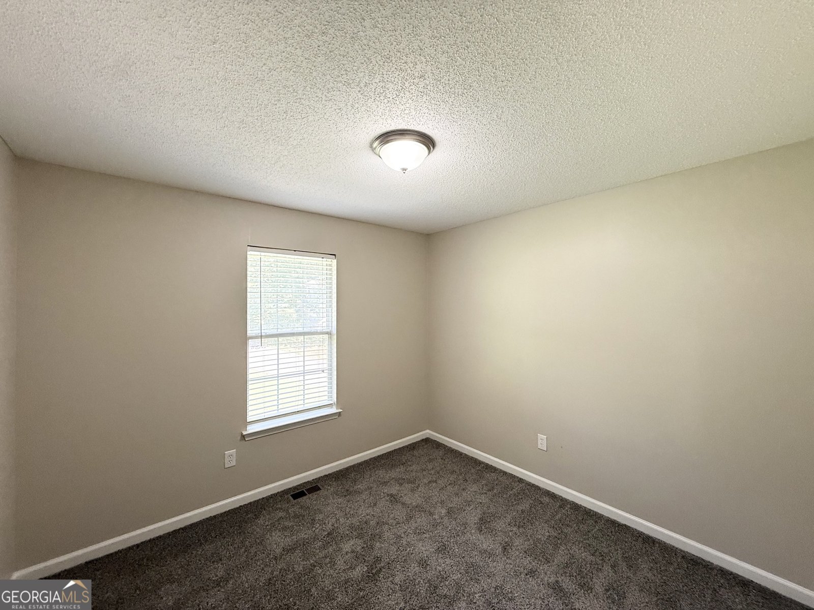7420 BRISTOL Circle Douglasville - Photo 6