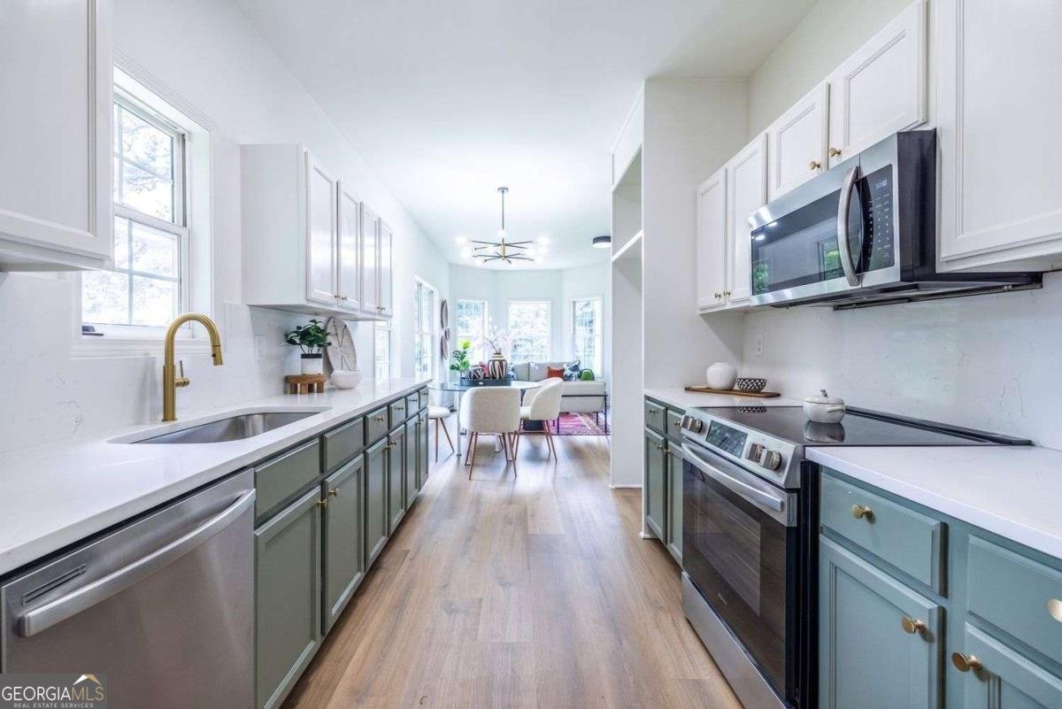 1585 Mary George Avenue Atlanta - Photo 11