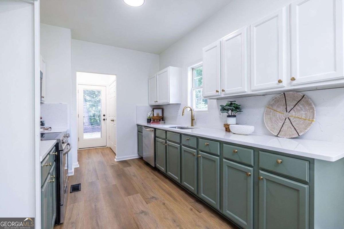 1585 Mary George Avenue Atlanta - Photo 12