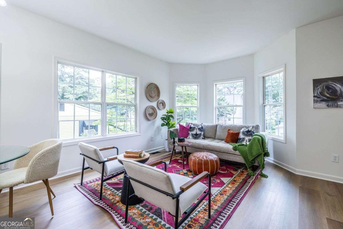 1585 Mary George Avenue Atlanta - Photo 8