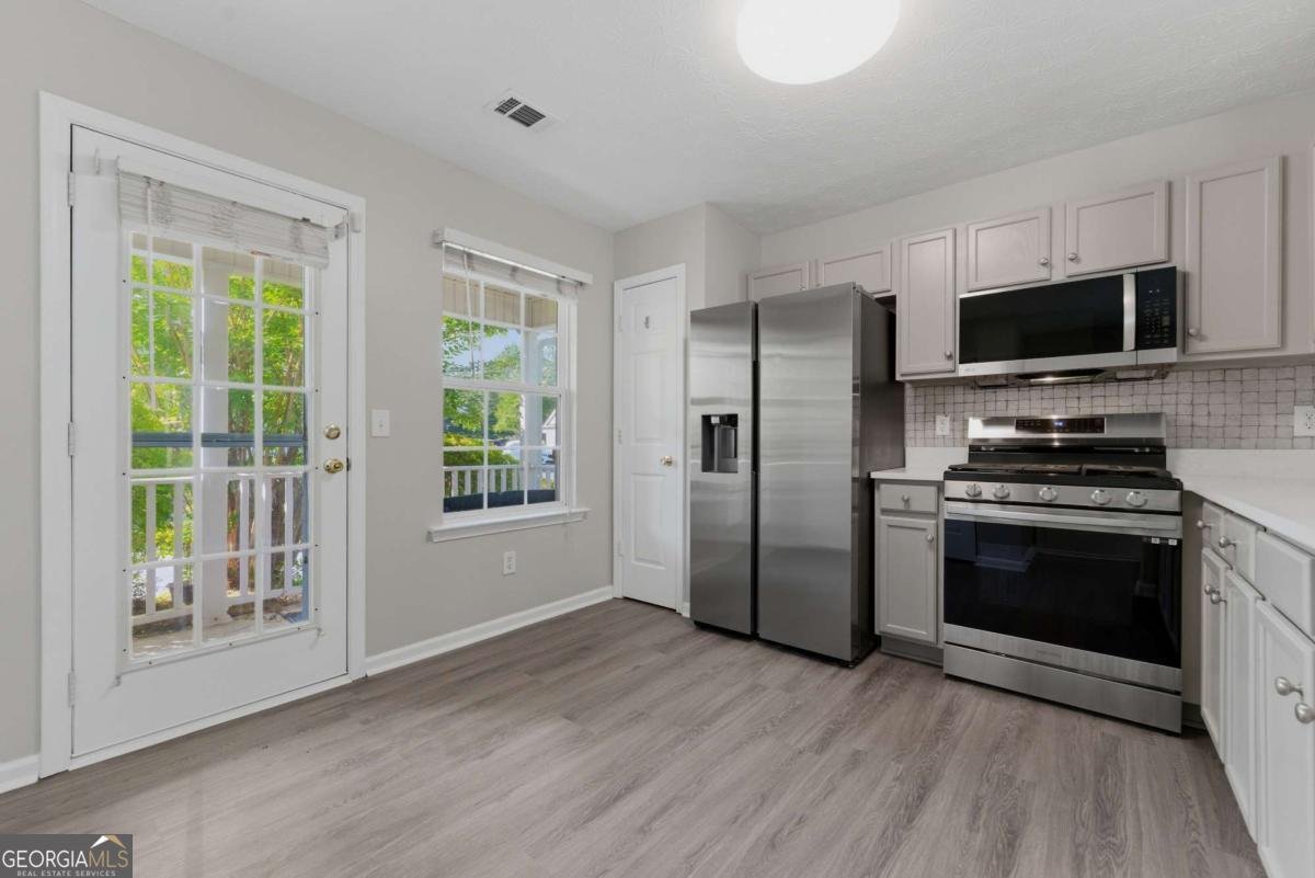 298 Hiawassee Drive Woodstock - Photo 10