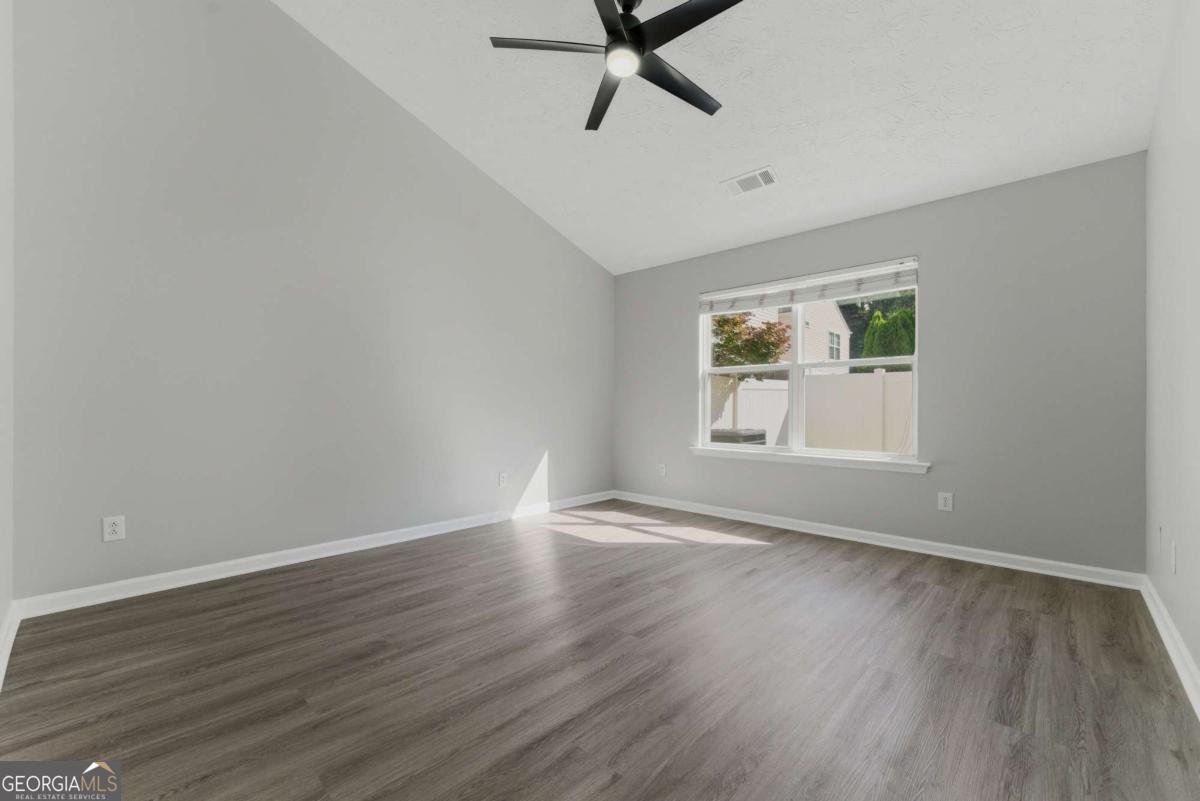 298 Hiawassee Drive Woodstock - Photo 13