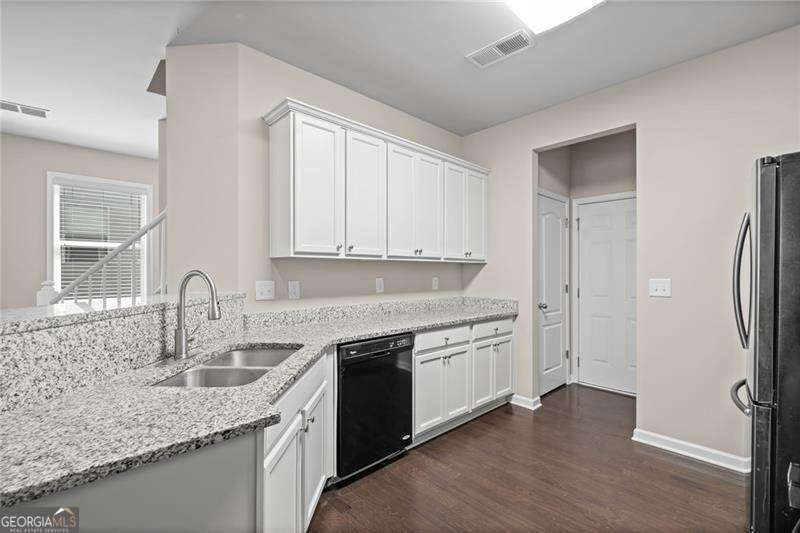 248 Bobbie Way Woodstock - Photo 14