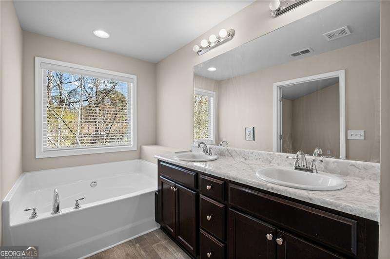 248 Bobbie Way Woodstock - Photo 22