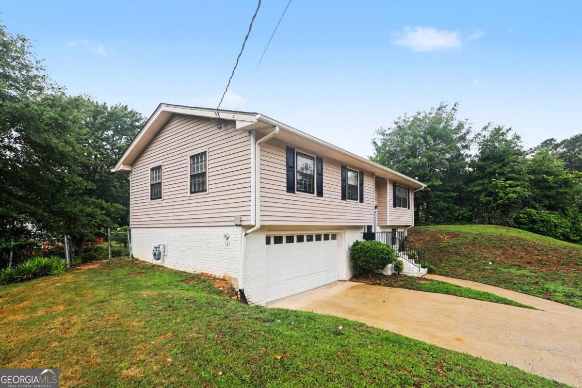 2120 Sandgate Circle Atlanta - Photo 11