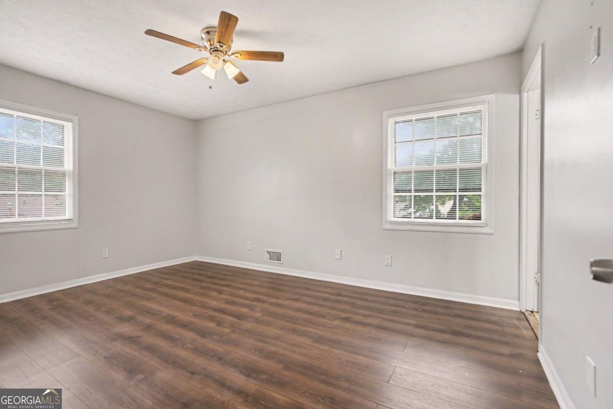 2120 Sandgate Circle Atlanta - Photo 16