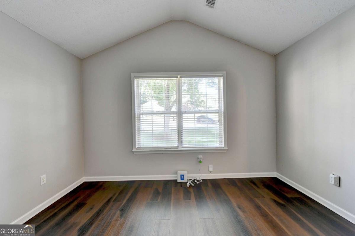 572 Staghorn Lane Suwanee - Photo 10