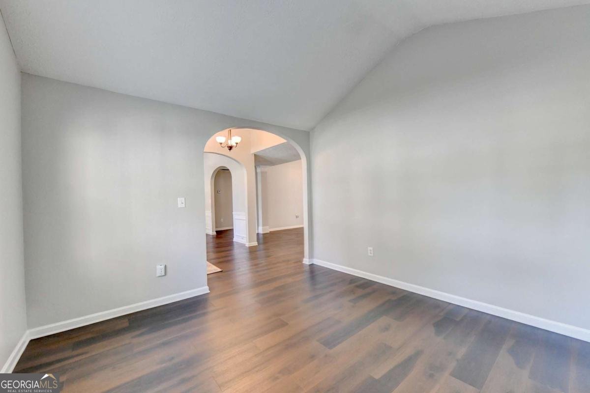 572 Staghorn Lane Suwanee - Photo 12
