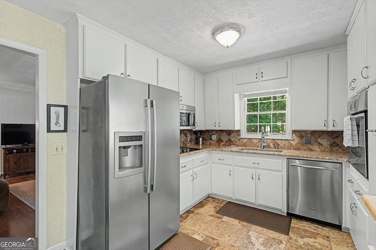 2611 Sandy Court Marietta - Photo 10