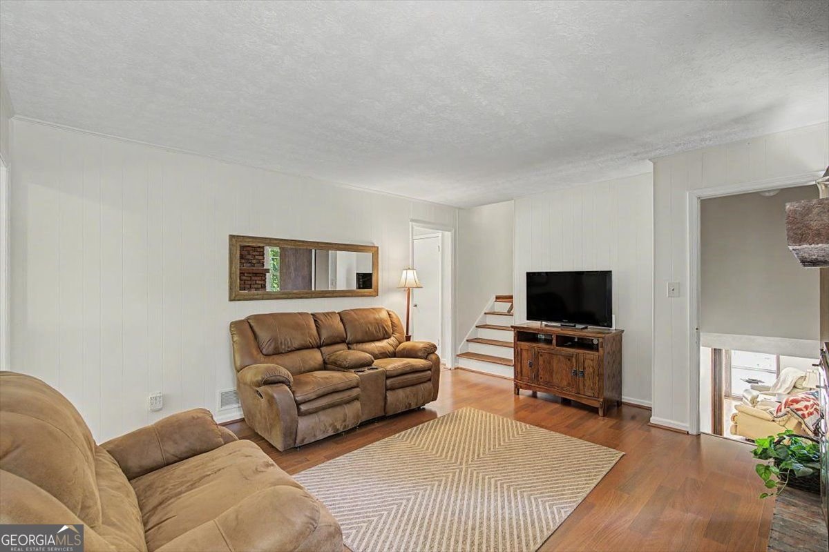 2611 Sandy Court Marietta - Photo 14