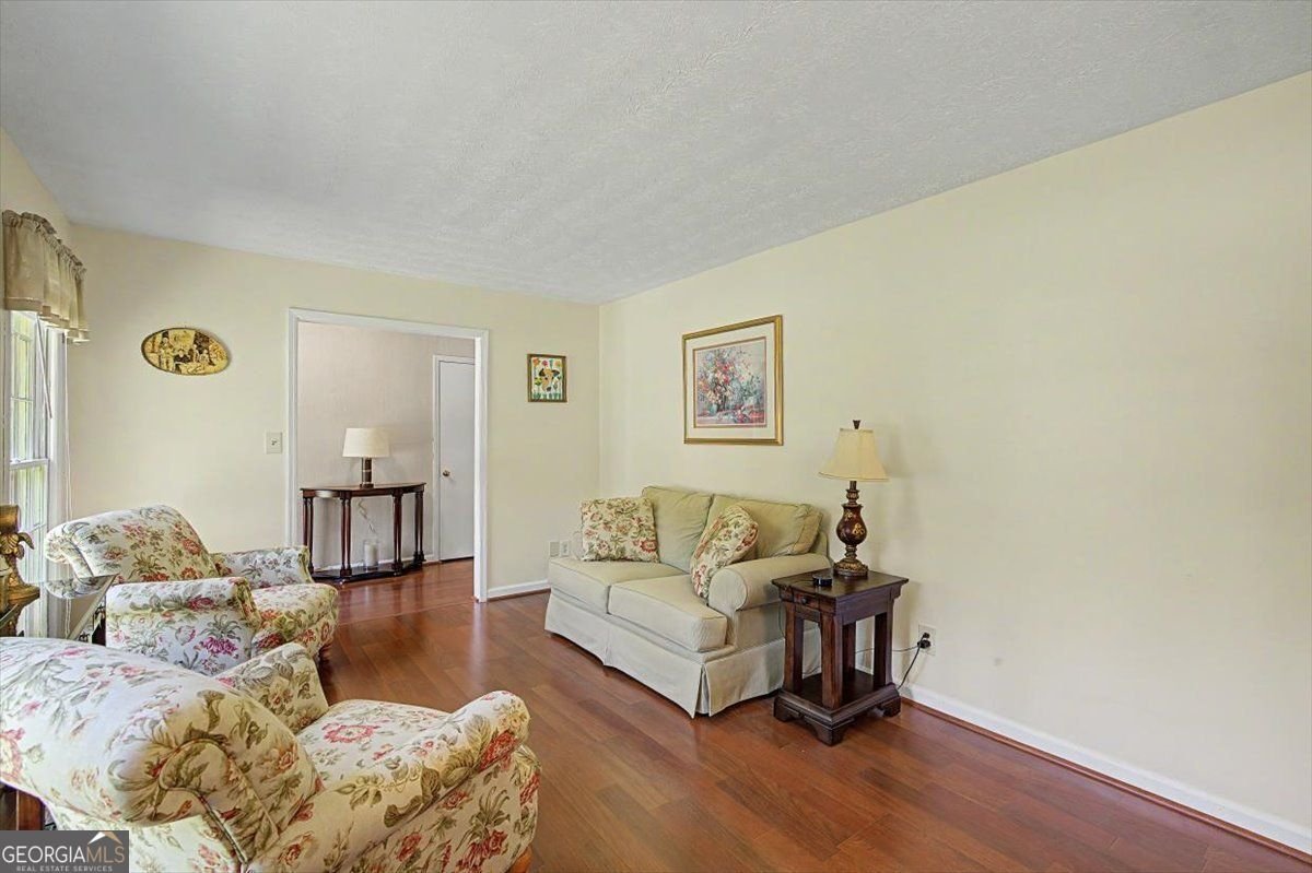 2611 Sandy Court Marietta - Photo 6