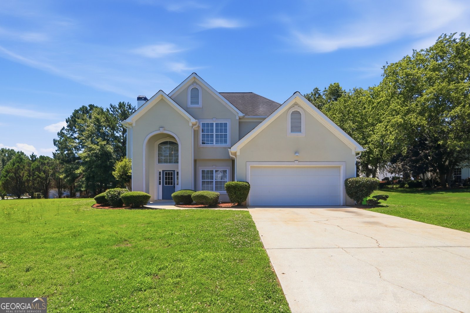 640 Autumn Leaf Circle McDonough - main photo