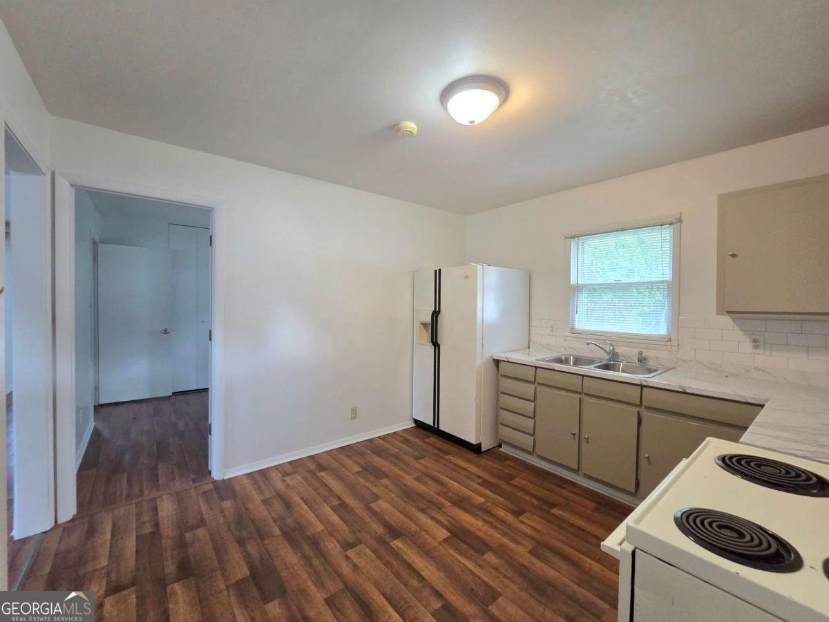 104 Delaware Avenue Warner Robins - Photo 6