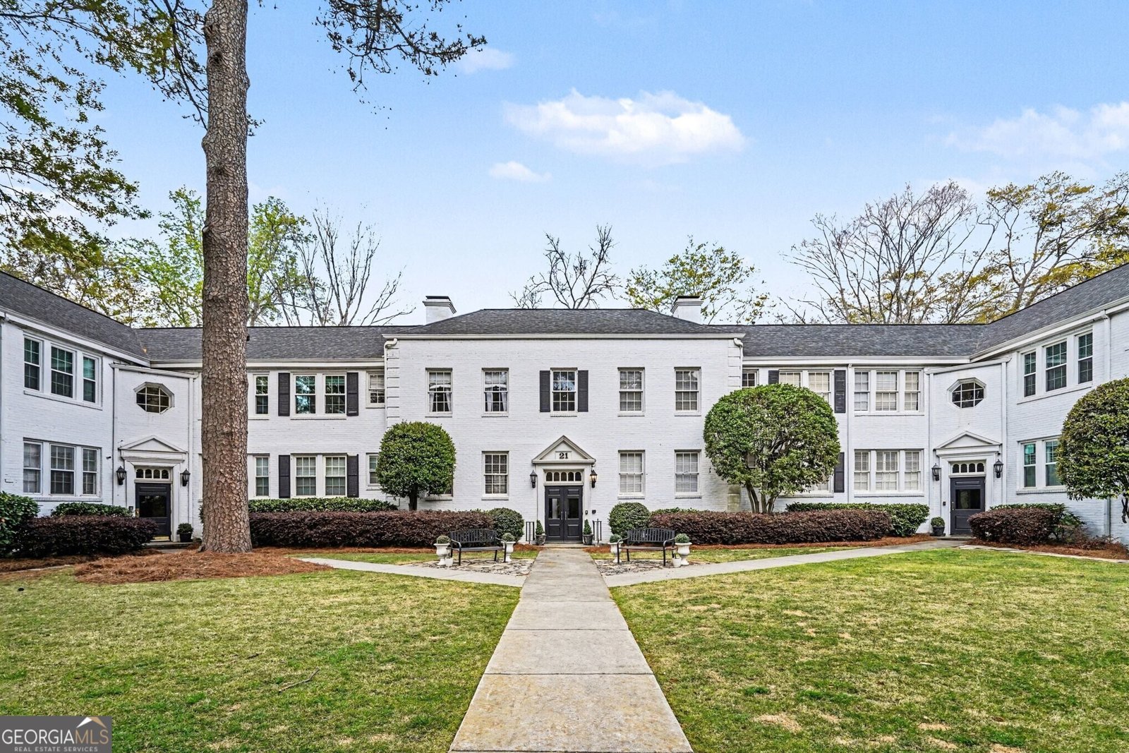 21 Peachtree Memorial Drive Atlanta - main photo