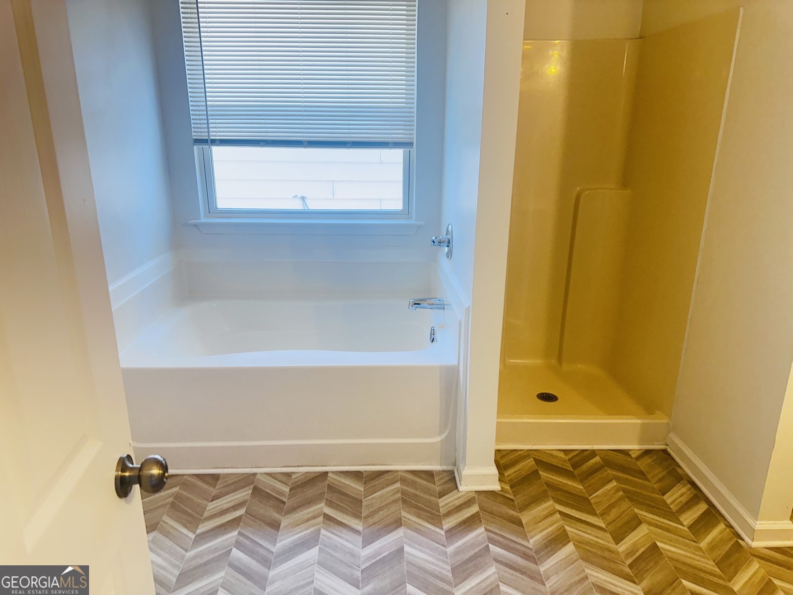 9432 Lakeview Road Union City - Photo 6