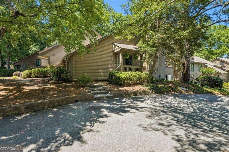 4250 D'Youville Trace Atlanta - main photo