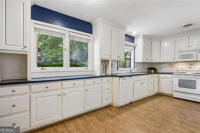 4250 D'Youville Trace Atlanta - Photo 17