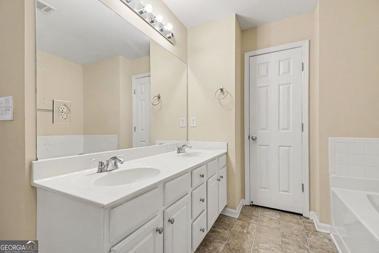 372 Creek Manor Suwanee - Photo 17