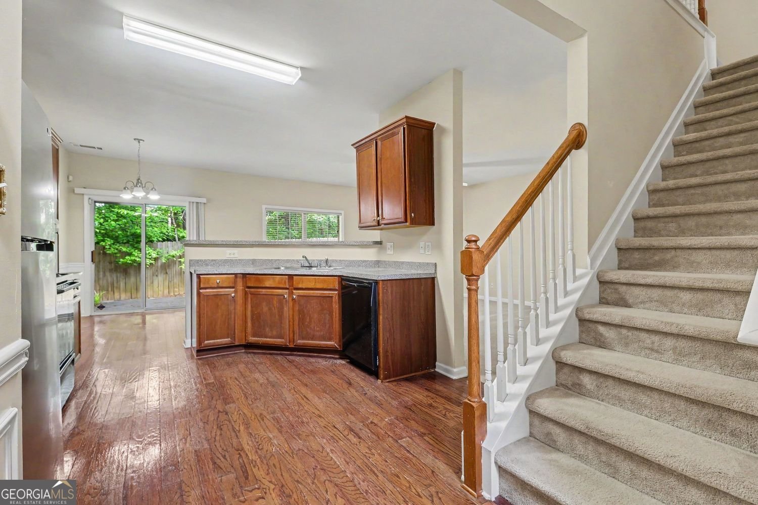 372 Creek Manor Suwanee - Photo 6
