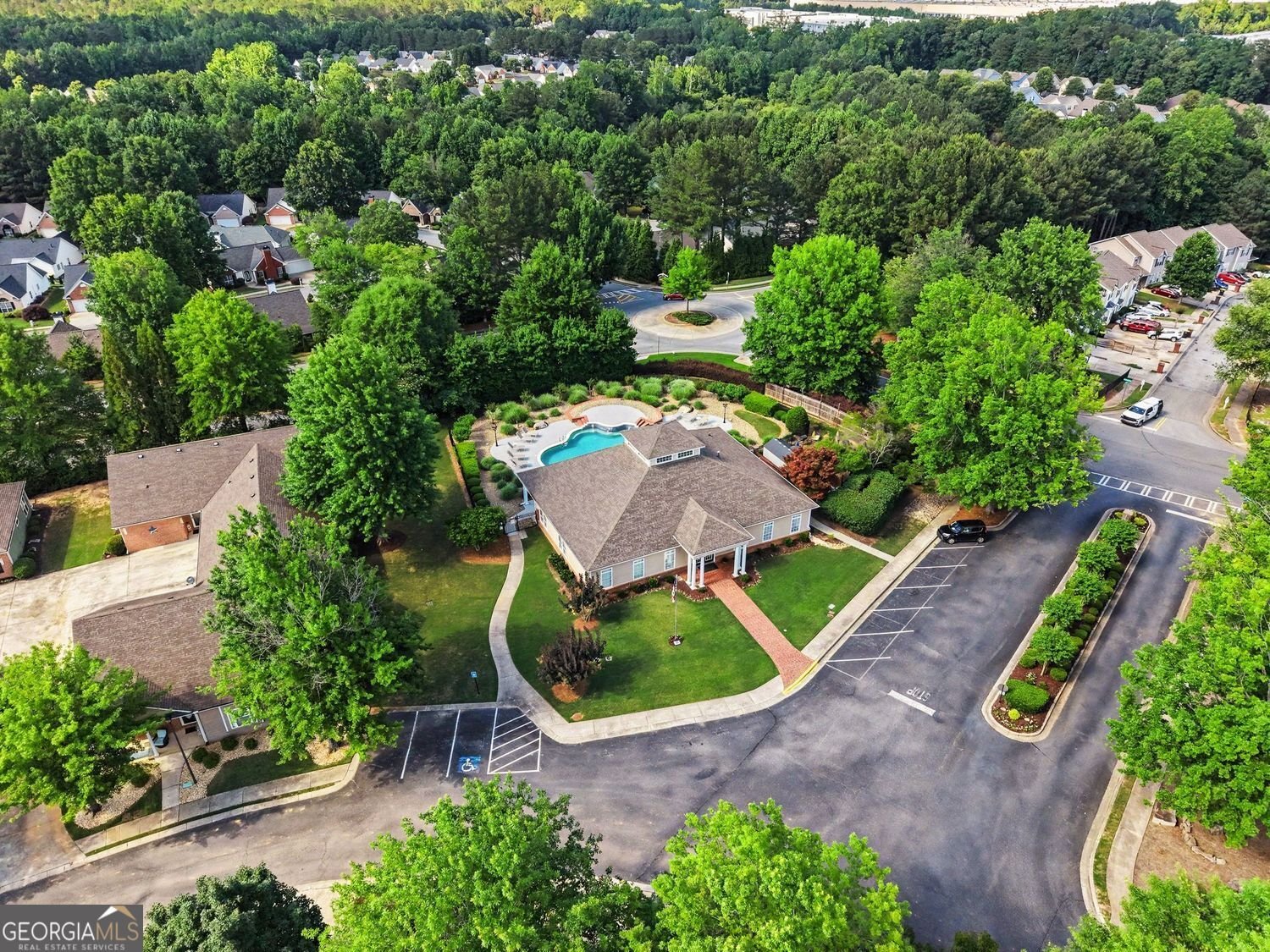 303 Commonwealth Circle Newnan - Photo 32