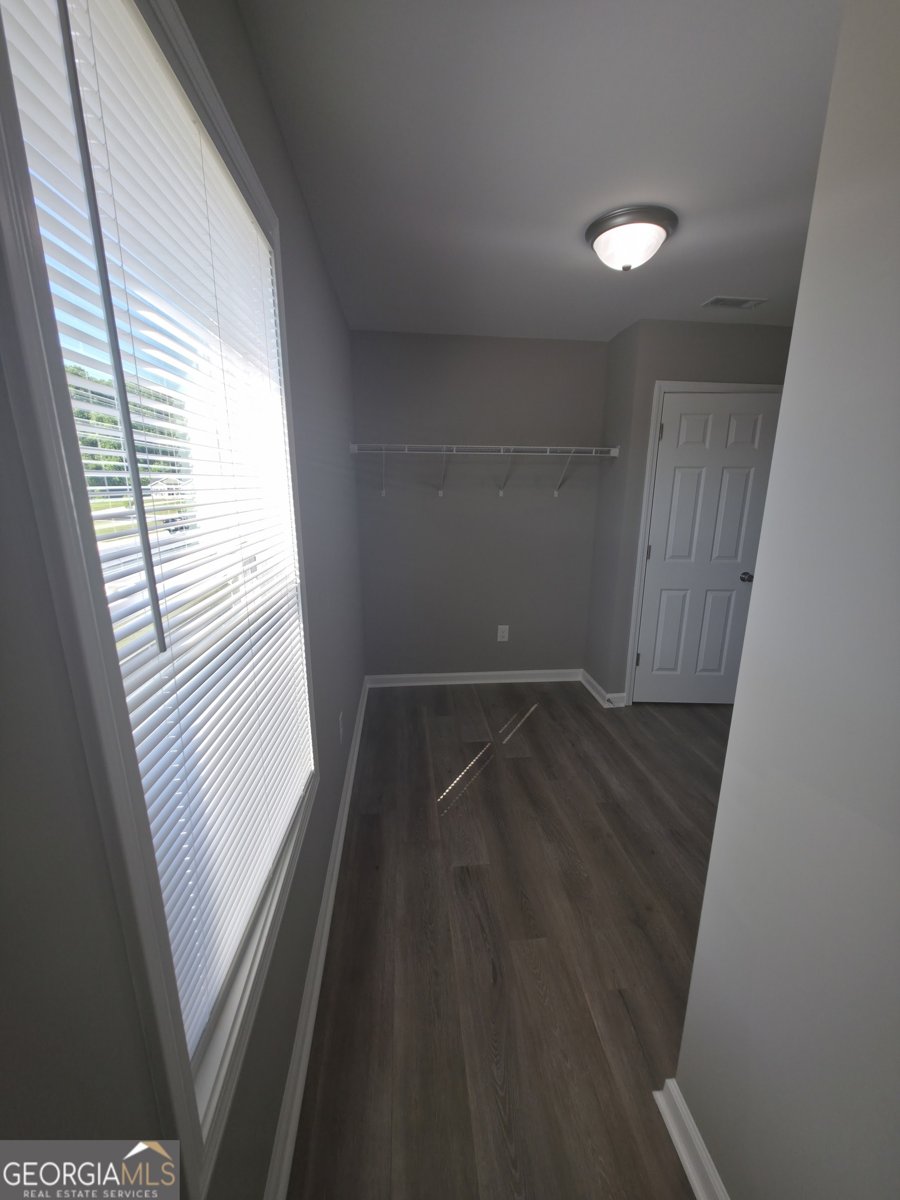 241 Charlotte Cir Statham - Photo 16