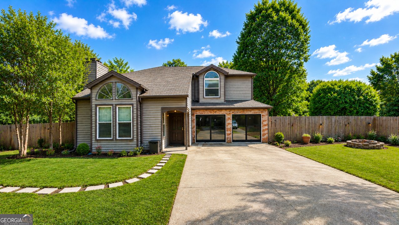 2155 Towne Manor Drive Kennesaw - main photo