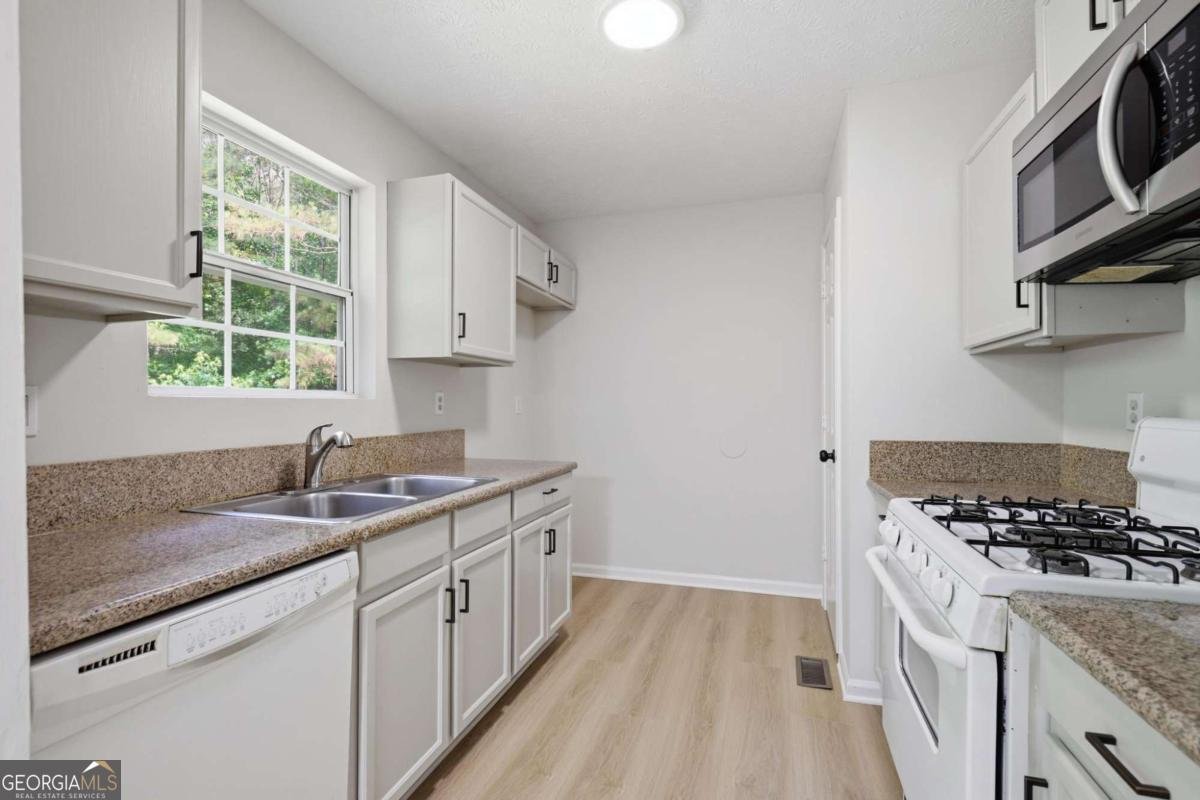 4859 Odessa West Inlet Acworth - Photo 8