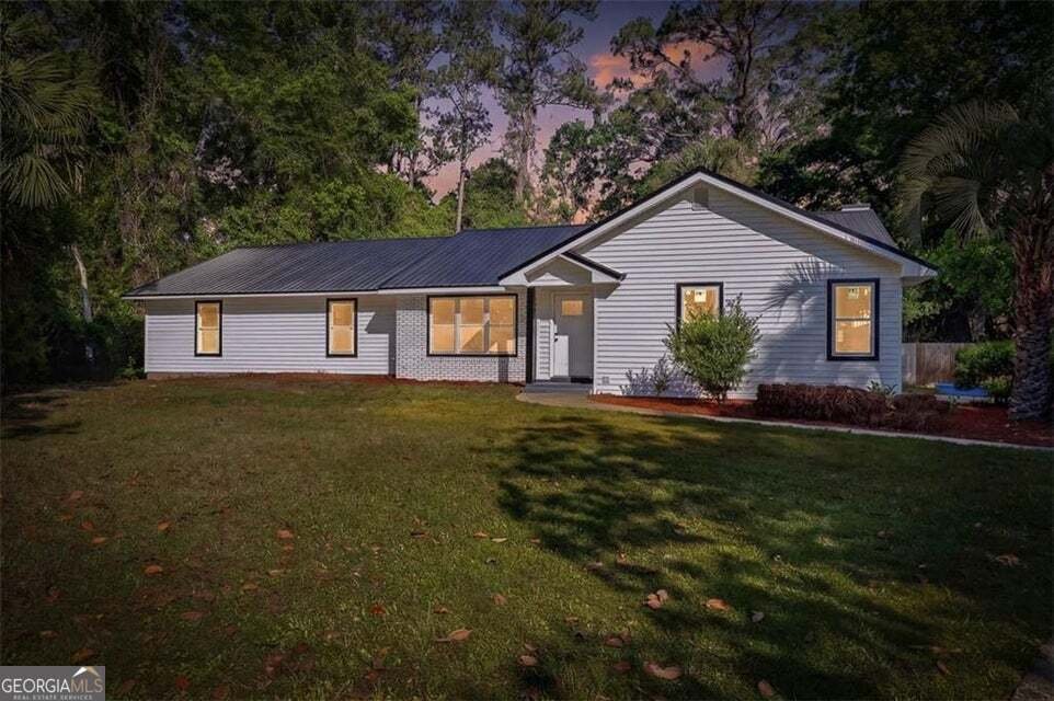102 Mackqueen Drive Brunswick - main photo