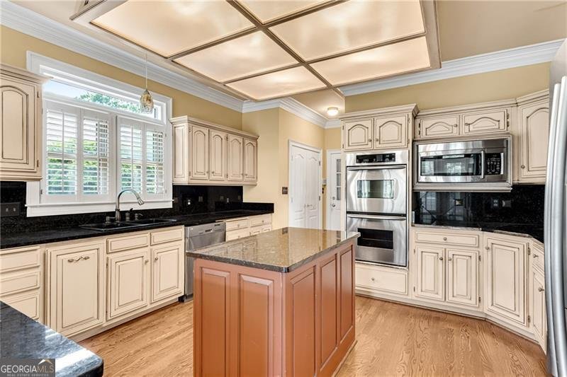 1006 Quaker Ridge Way Johns Creek - Photo 16