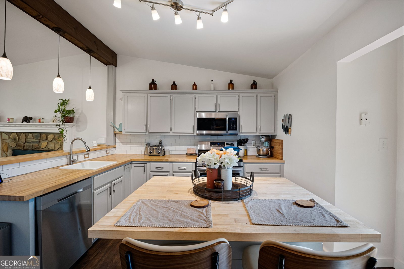 119 Mill Creek Court Woodstock - Photo 12