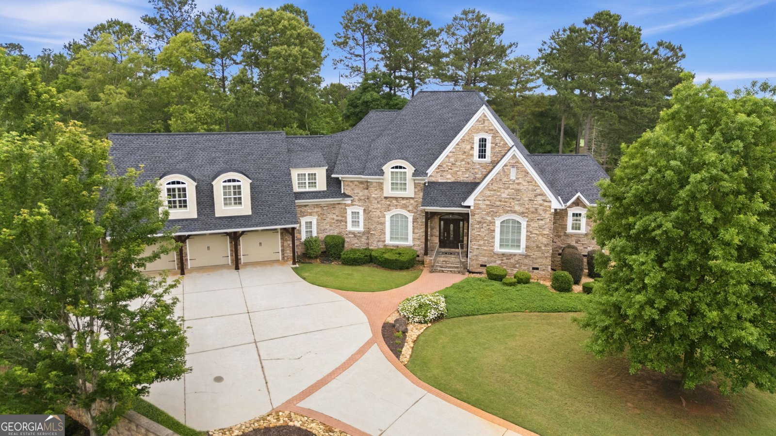100 Fox Court Forsyth - main photo