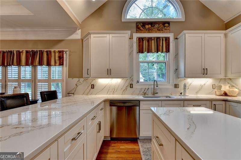 5365 Cottage Farm Road Johns Creek - Photo 16