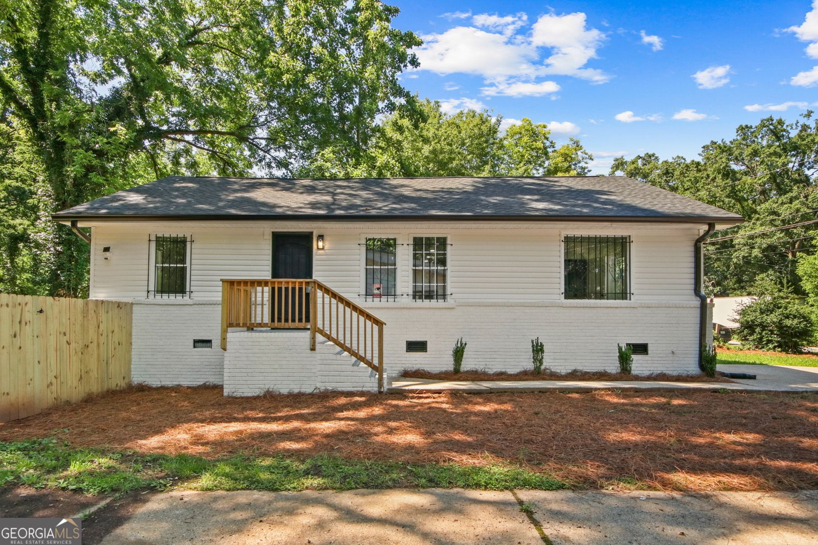 110 Howell Drive Atlanta - main photo