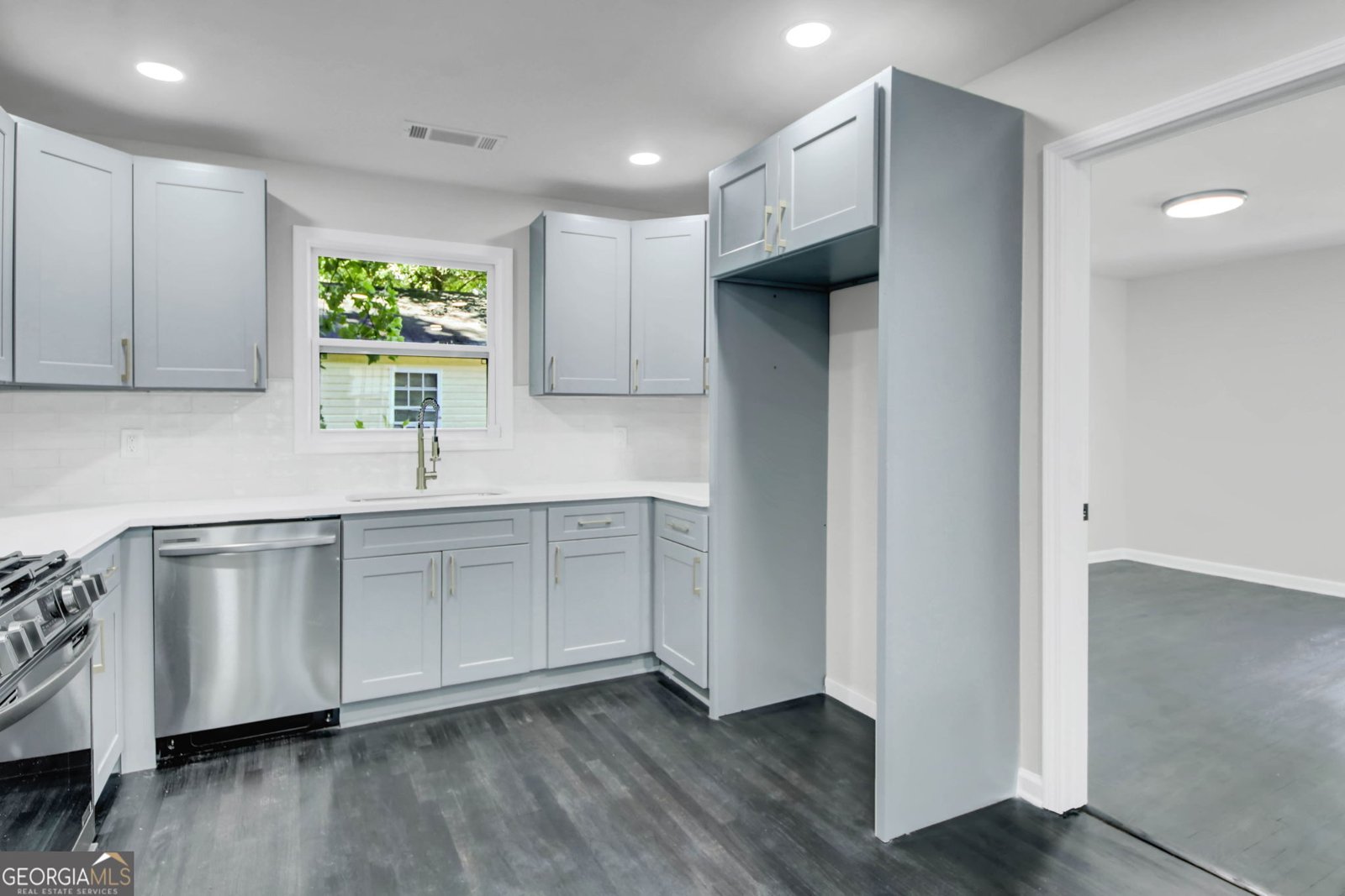 110 Howell Drive Atlanta - Photo 8