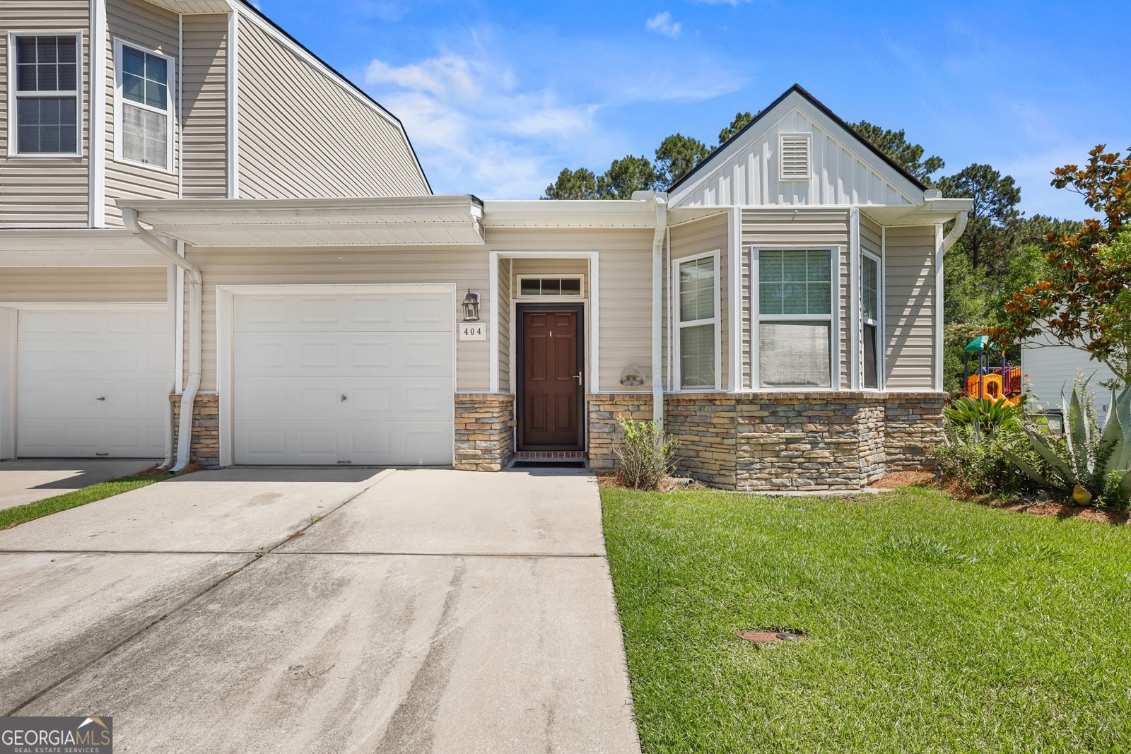 404 Governor Treutlen Circle Pooler - main photo