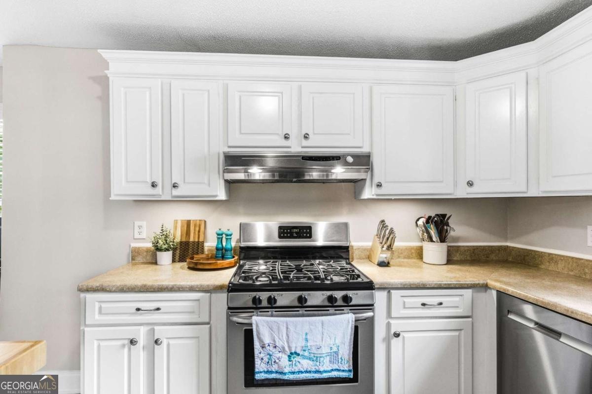 108 Rose Creek Lane Woodstock - Photo 13
